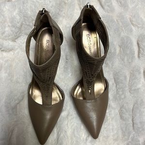 BCBG nude heels